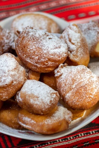 gogosi de post din banat pufoase si fara urma de ulei trucul pe care gospodinele il stiu de zeci de ani 6891ba8e90cd5