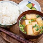 dieta okinawa secretul longevitatii japoneze ce sa mananci sa traiesti pana la 100 de ani 68cd2b26c3b95