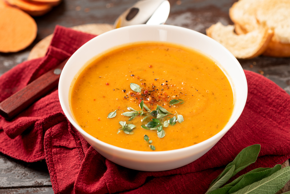 supa satioasa de toamna pe care o poti prepara in cateva minute reteta perfecta pentru sezonul rece 691c372d9f649