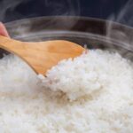 ingredientul japonez pe care sa l folosesti cand gatesti orezul alb ii schimba complet aroma si nu mai ramane cu un gust fad 692e81fc86367