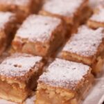 placinta cu mere de post ca la manastire reteta maicutelor pentru un desert delicios 692ed6697f7bc