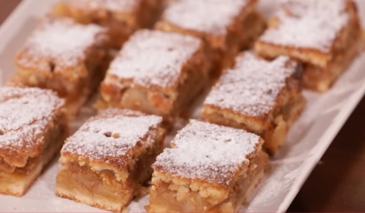 placinta cu mere de post ca la manastire reteta maicutelor pentru un desert delicios 692ed6697f7bc
