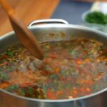 cea mai dietetica ciorba cu carne singura ciorba care te ajuta sa slabesti potrivit expertilor nutritionisti 696f2f7d4077e