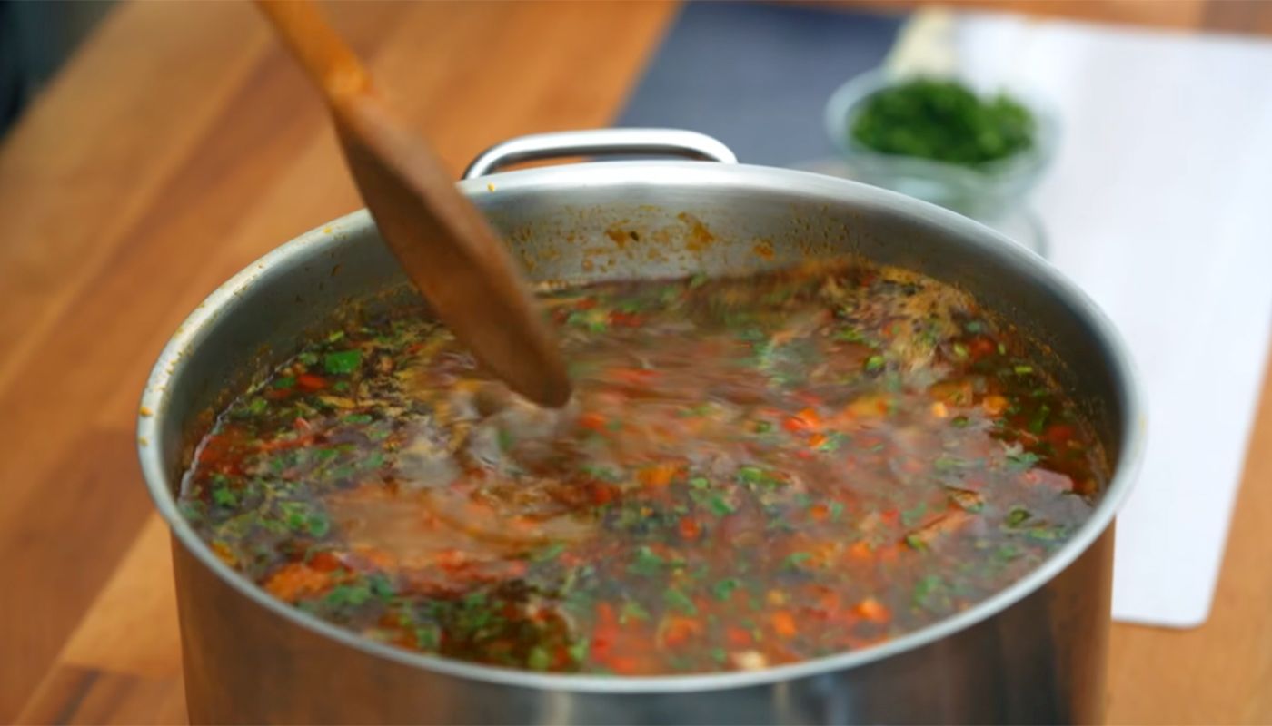 cea mai dietetica ciorba cu carne singura ciorba care te ajuta sa slabesti potrivit expertilor nutritionisti 696f2f7d4077e