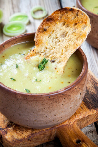 ciulamaua de praz reteta veche care aduce gustul autentic in farfurie 696b26fc29c51