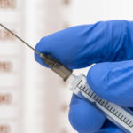 gandirea pozitiva ar putea stimula raspunsul imunitar la vaccinuri sustin oamenii de stiinta un instrument complementar 697846df47923