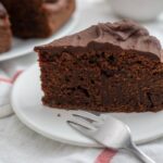 ingredientul surpriza care transforma orice prajitura de ce sa inlocuiesti apa sau laptele din aluatul pentru prajituri cu bere sampanie sau suc 696dc304c3bb1