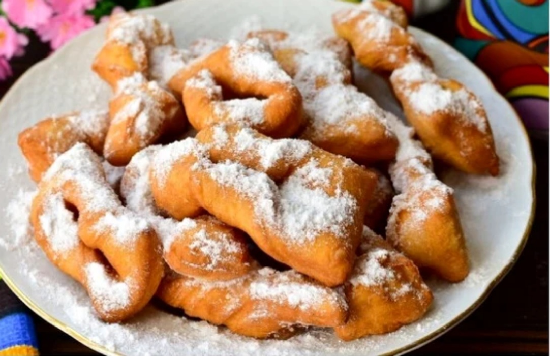 minciunelele moldovenesti desertul care pastreaza gustul copilariei secretele bunicilor pentru o reteta delicioasa 6971d9c907250