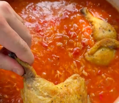 reteta greceasca care face furori pe tiktok cum sa prepari giouvetsi un adevarat deliciu 696f37a0cfae5