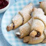 reteta traditionala de cornulete fragede si delicioase secretul gospodinelor pentru aluat perfect 6960fd77e9a62