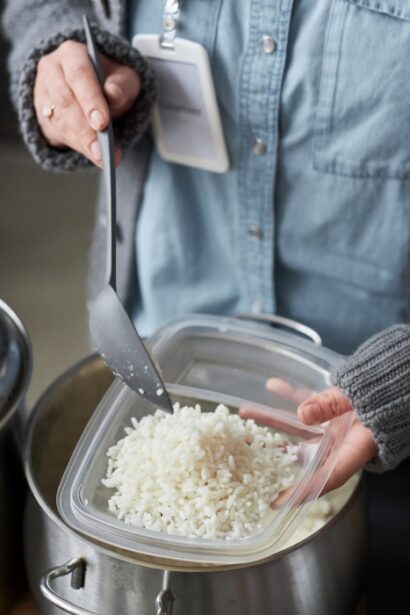 secretul orezului pufos ca la restaurant metoda clasica pe care putini o mai folosesc 697c4a9a79155