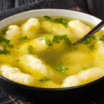 supa de pui cu galuste pufoase de gris reteta ca la mama acasa 69691eae46059