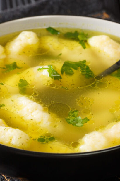 supa de pui cu galuste pufoase de gris reteta ca la mama acasa 69691eae46059