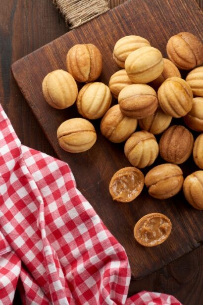 nuci umplute cu crema de ciocolata cum se prepara desertul preferat al romanilor 69821d1d7a3c9